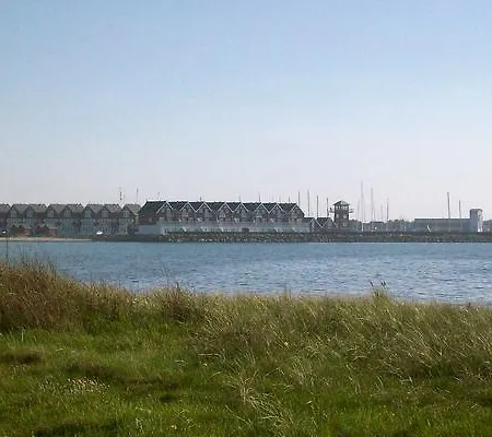 Two-bedroom Holiday In 2 Vakantiehuis